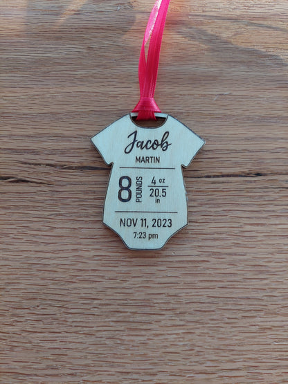 Personalized baby onesie with “Merry and Married” design, soft cotton holiday outfit for newborns and infants